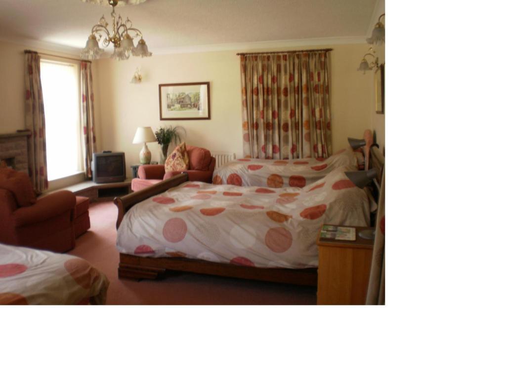 Meadow House Hotel Burwell  Exterior photo
